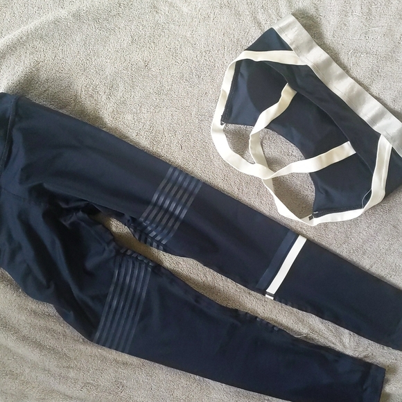 Workout Set - Picture 2 of 2